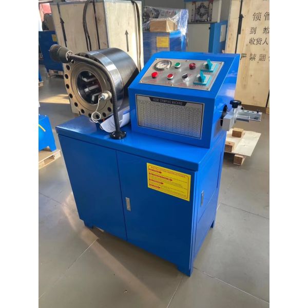 Close-up of crimping mechanism