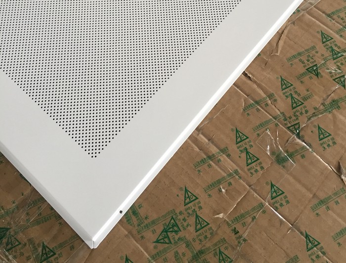 600 x 600 Fireproof Acoustic Aluminum Perforated Ceiling Panel for Building Ceiling Wall Decoration