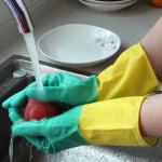 Reusable Bi - Color Kitchen Rubber Gloves Eco Friendly For Household Cleaning