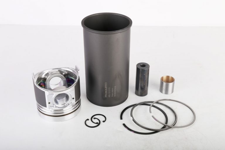 KOMATSU Engine Parts Liner Kit for 4D95L-1 PC60-3/-5/-6 6204-31-2121