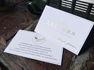 Wholesale High End Foil Stamped Business Cards 90*50 Mm With 0.7mm Thickness from china suppliers
