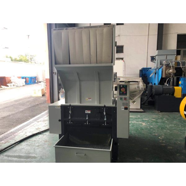 LLDPE Plastic Grinder Machine For Rotomolding Products, Etc.