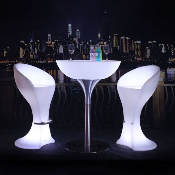 Commercial LED Light Cocktail Table , Illuminated Bar Table Wireless For Party
