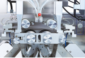 Big Chewable Soft Gel Capsule Making Machine Automatic veggie