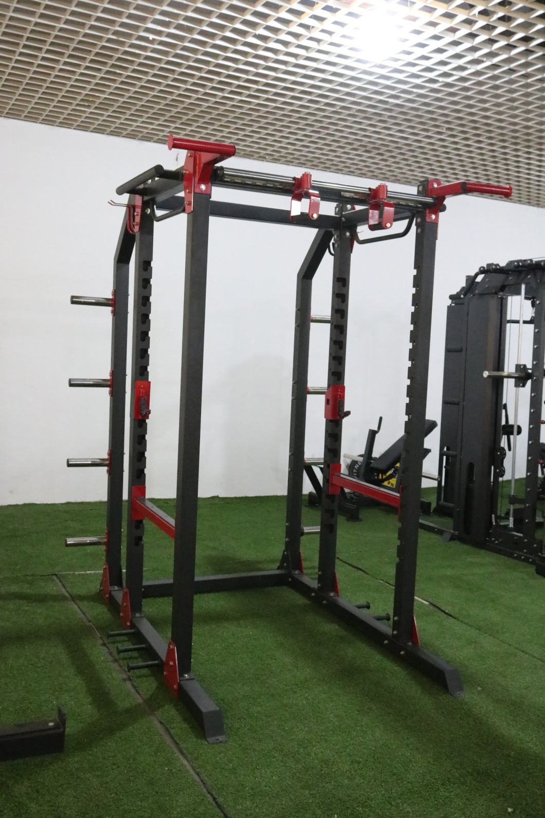 Chinese Manufacturer Commercial Fitness Equipment Multifunctional Frameless Half Squat Rack Squat Rack