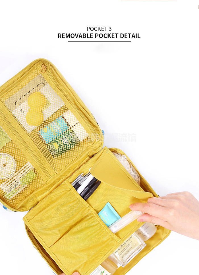 Cartoon Patterns Colorful Travel Organizer Bag SGS Certificated Multiple Compartments