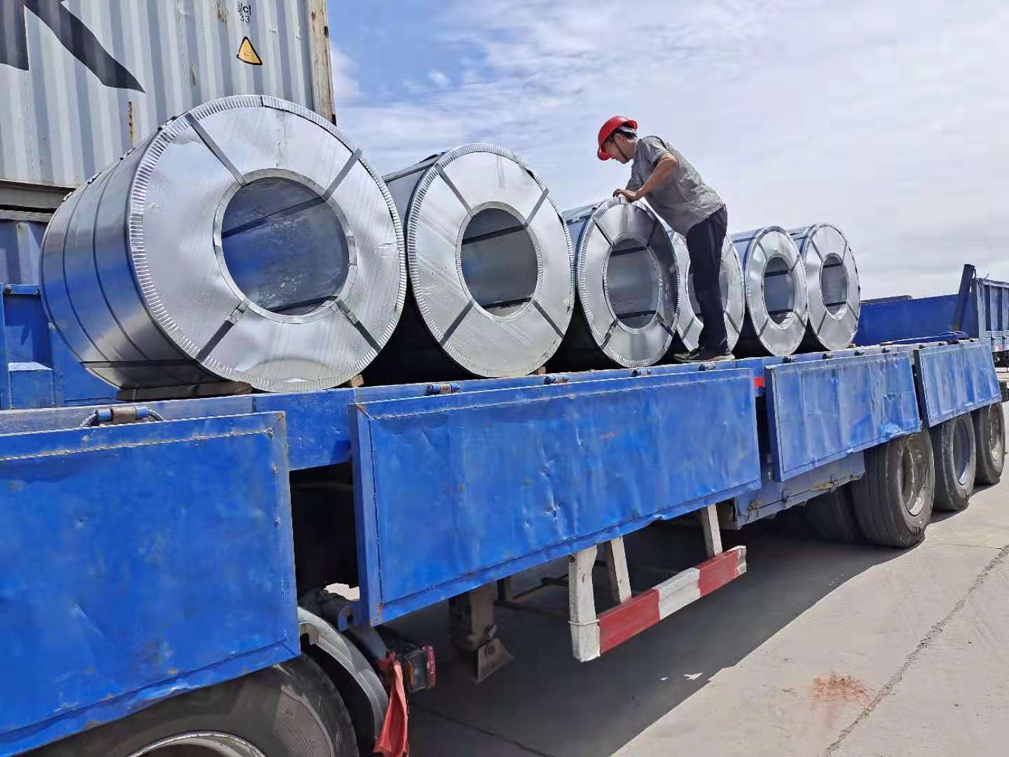 ASTM A653 GL Zinc Coated Metal Sheets with EN 10142 Standard Hot Rolled Based Galvanized Steel Coils