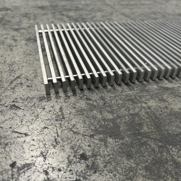 Polish Finish Stainless Grating Plate 30mm Earing Bar Pitch For Industrial And