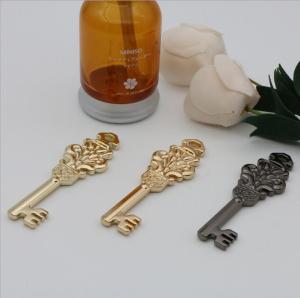 Wholesale Retro customized light gold &amp; gunmetal color bag hardware accessories decorative metal key for leather from china suppliers
