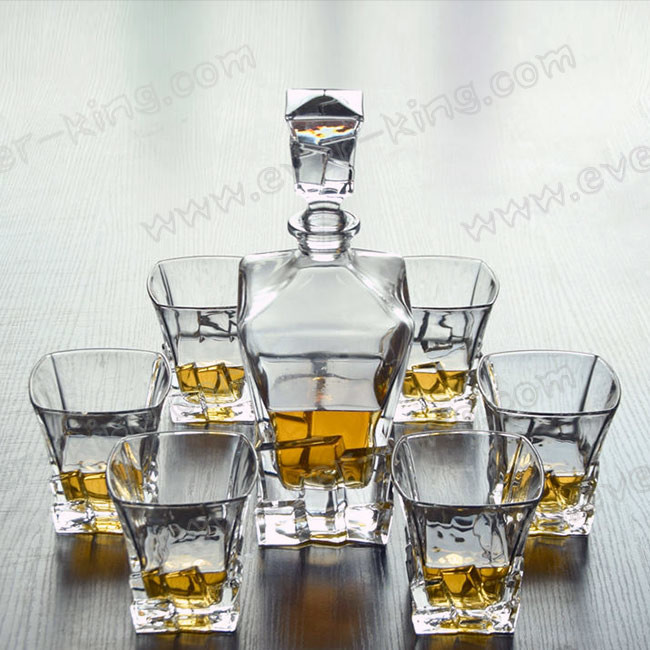 White 1000 ML Pretty Tequila Bottle With Caps