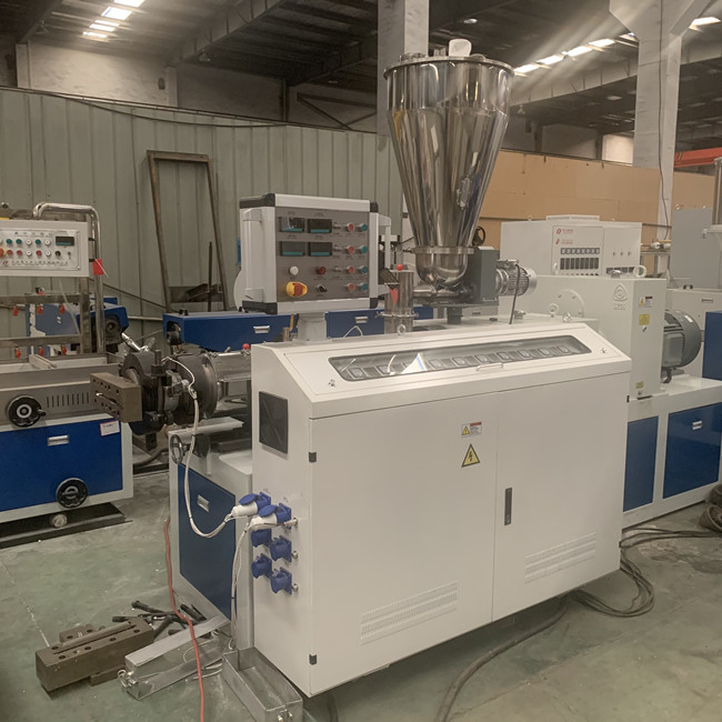 WPC Twin Screw Pla Extruder Machine 38CrMoALA Screw