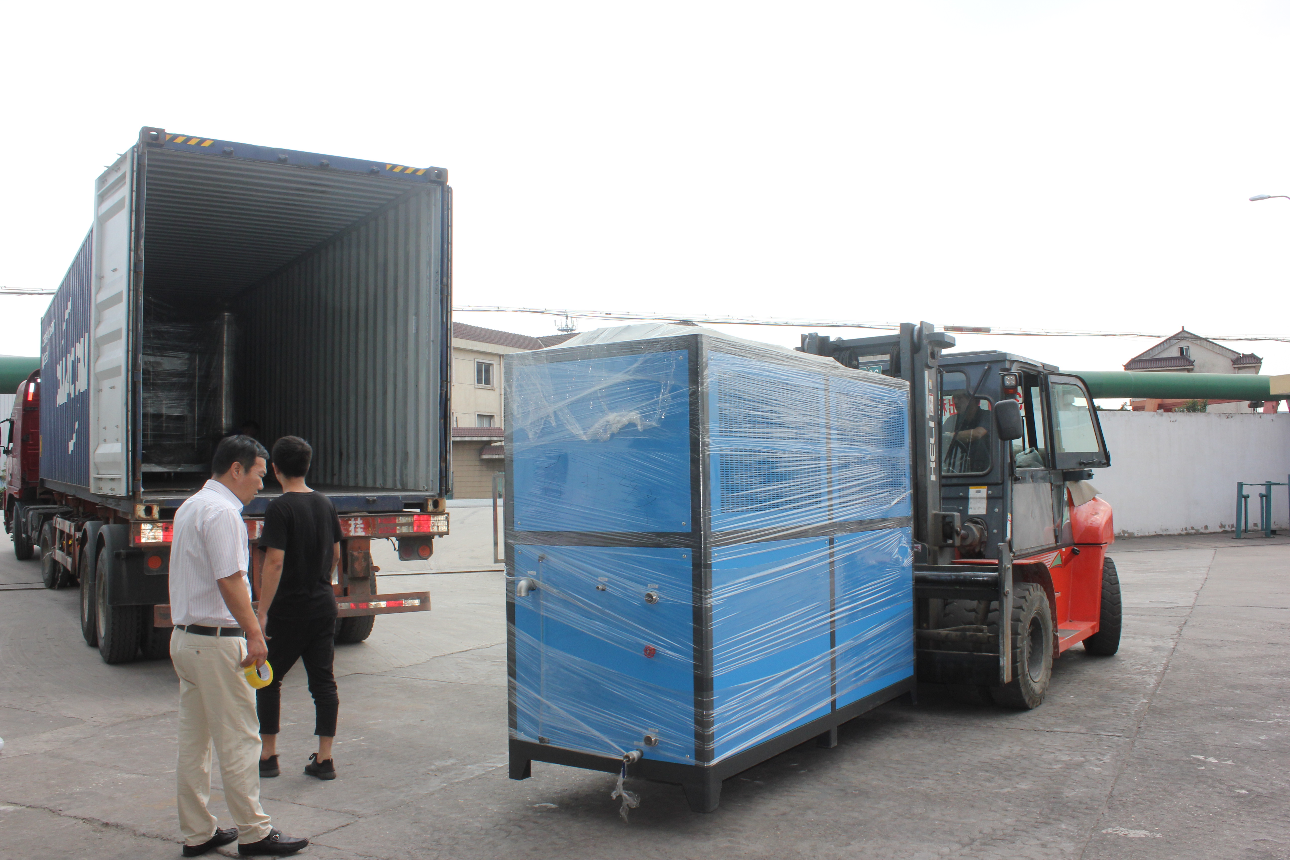 1200-4500 Pcs/h Bottle Blowing Machine Pet Bottle Blow Moulding Machine