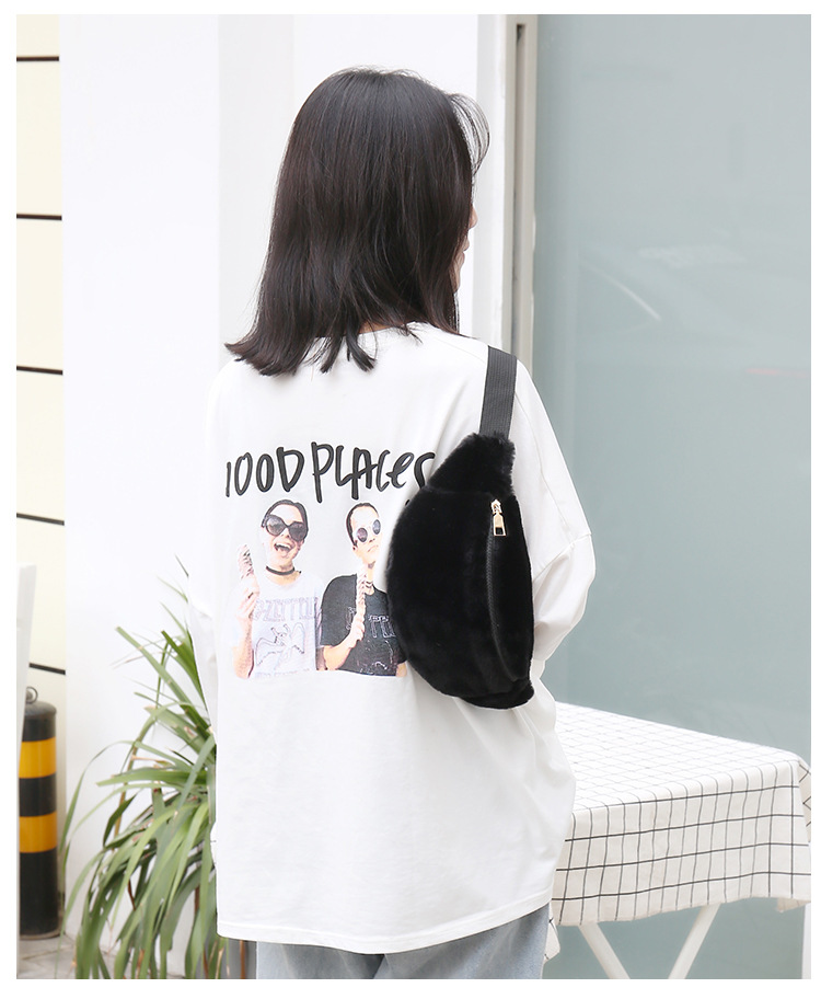 Factory Price Faux Rabbit Fur Waist Bag Winter Bum Bag Female Travel Bum Hip Coins Phone Pouch Casual Chest Bag