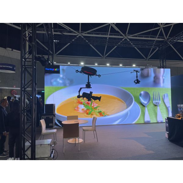2000nits FBslim2.6 indoor Exhibition and rental LED screen
