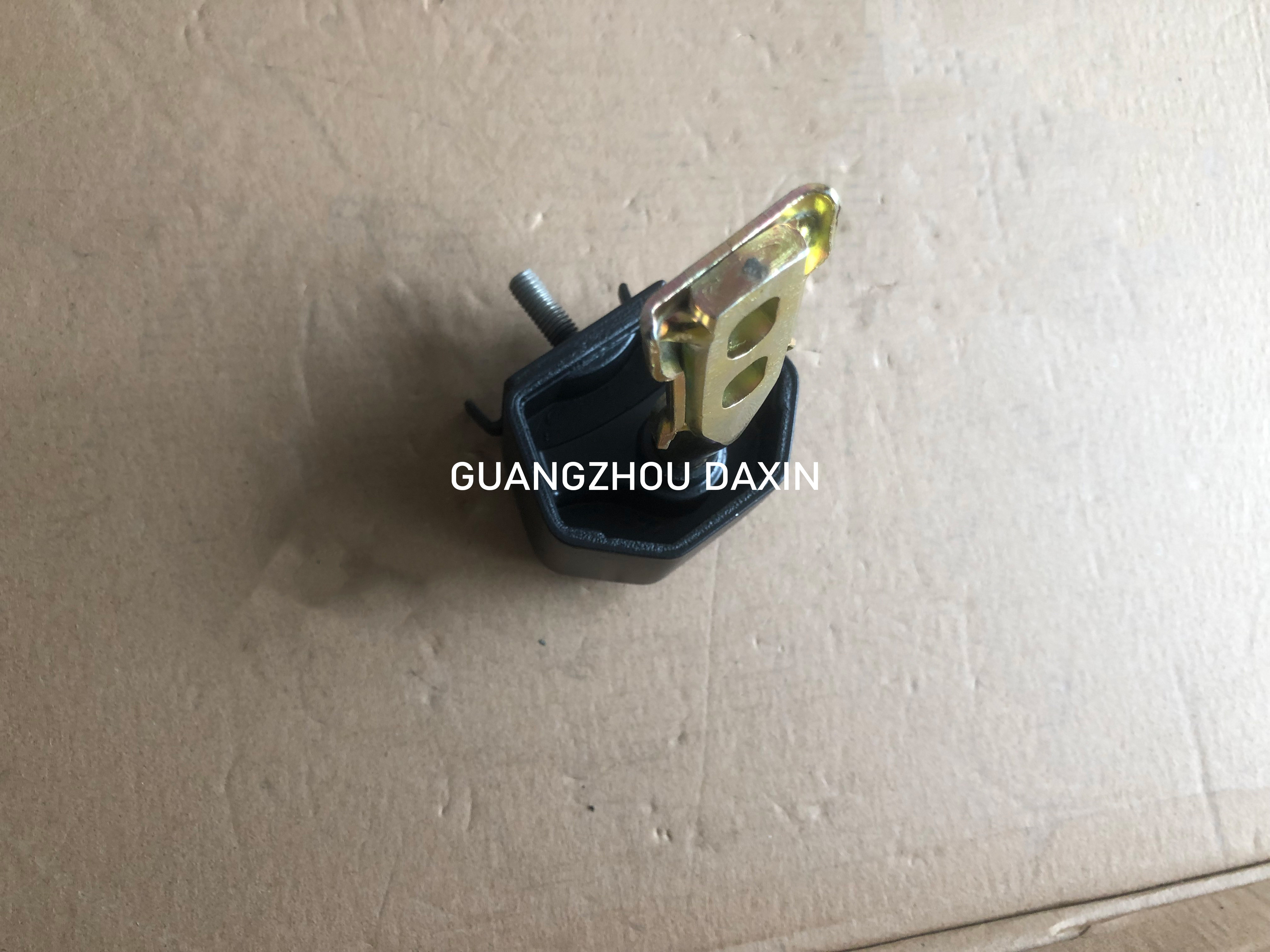 17506-15070 1750615070 Car Engine Mounting For Toyota Corolla E10 1. 6 Ae101