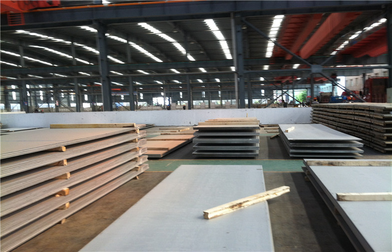 Hot Rolled / Cold Rolled 2mm Thick 316l Stainless Steel Sheet For Construction