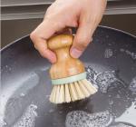 3.9in Kitchen Scrub Brush Bamboo Dish Scrubber Brush 2inch Long Bristles 150g