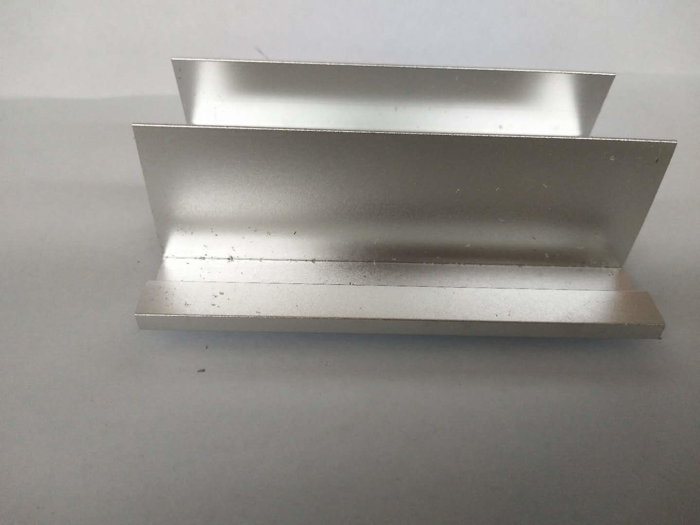Gold Electrolytic Coated Aluminum Alloy Profile Salt Tolerant Smooth