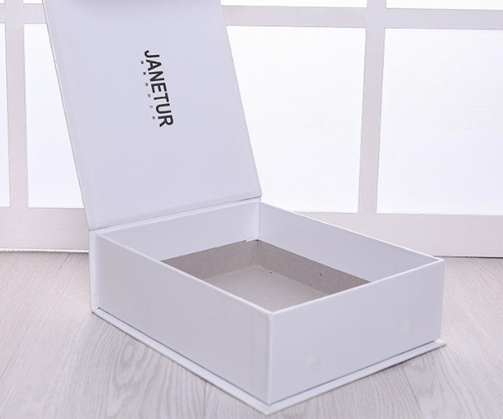Clamshell Magnetic Buckle Printed Paper Box Custom Cosmetic Gift Packing Box