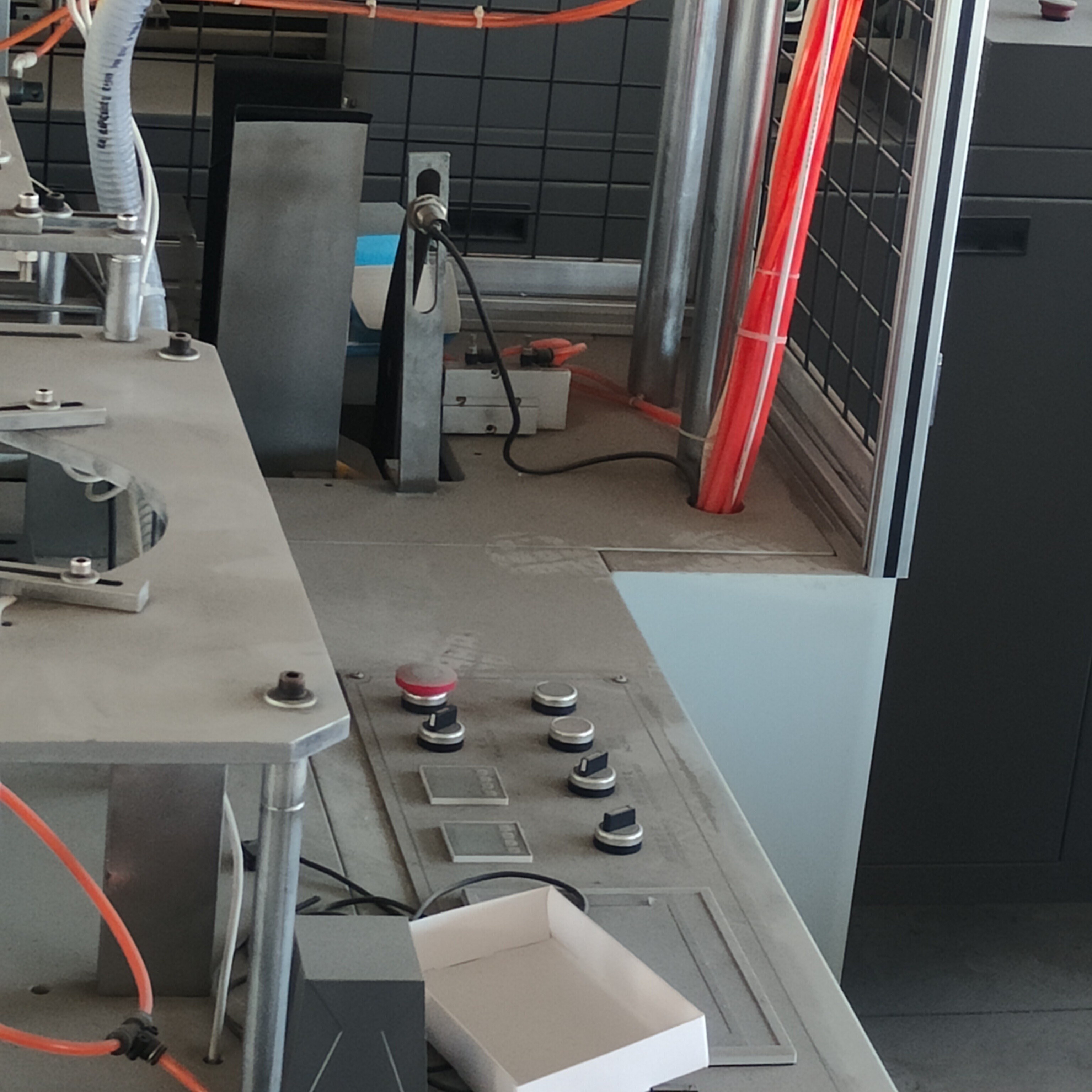 Non standard carton machine # decorative works # food carton # disposable lunch box # Hot-melt adhesive process
