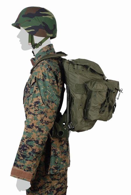 Military Style Outdoor Workwear Clothing , Waterproof Work Suit Classic Style