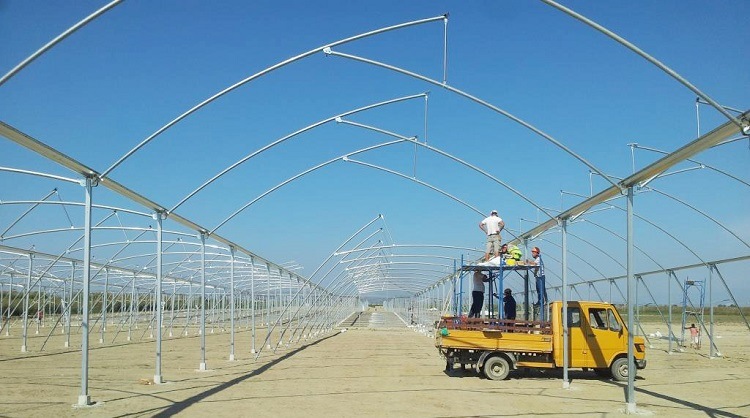 Large Sawtooth Greenhouse Shine Tech Poly Tunnel Tropical Greenhouse With Ventilation