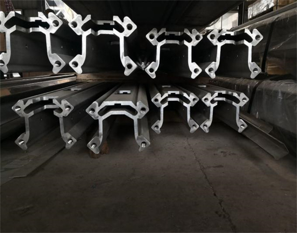 Quarrying Industry Aluminium Extruded Profiles 6M Heat Treatment Feed Beam