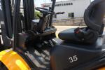3.5T Compact 4WD Diesel Rough Terrain Forklift With Mitsubishi S4S(EUIII)