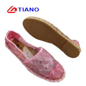 Wholesale Low Top Slip On Flat Printed Skidproof Casual Shoes from china suppliers