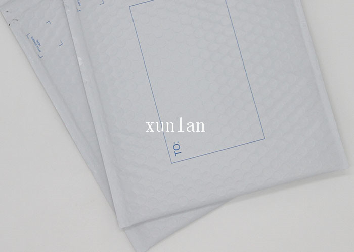 Flat Eco - Friendly Poly Bubble Mailers For Shipping With Self Adhesive Seal