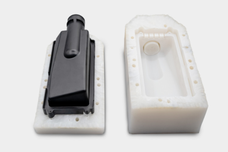 Advanced Plastic Components Aerospace Applications Vacuum Casting Polycarbonate PEEK Strong and Lightweight Parts
