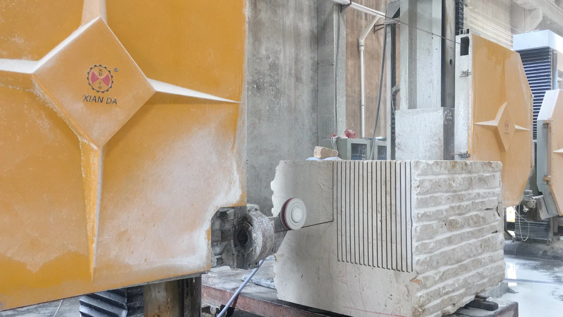 CNC Diamond Wire Saw Stone Cutting Machine For Profiling