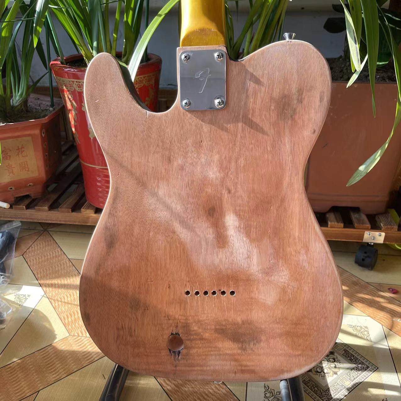 Custom Grand TPP Francis Rossi Status Quo Grand Tribute Relic Electric Guitar in Green Color