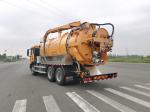 Heavy Duty Cleaning And Sewage Suction Truck For Industrial Waste Management