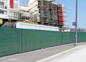 Wholesale Residential Privacy Screen Mesh Fence Cover 90% Visibility Blockage 130gsm - 200gsm from china suppliers