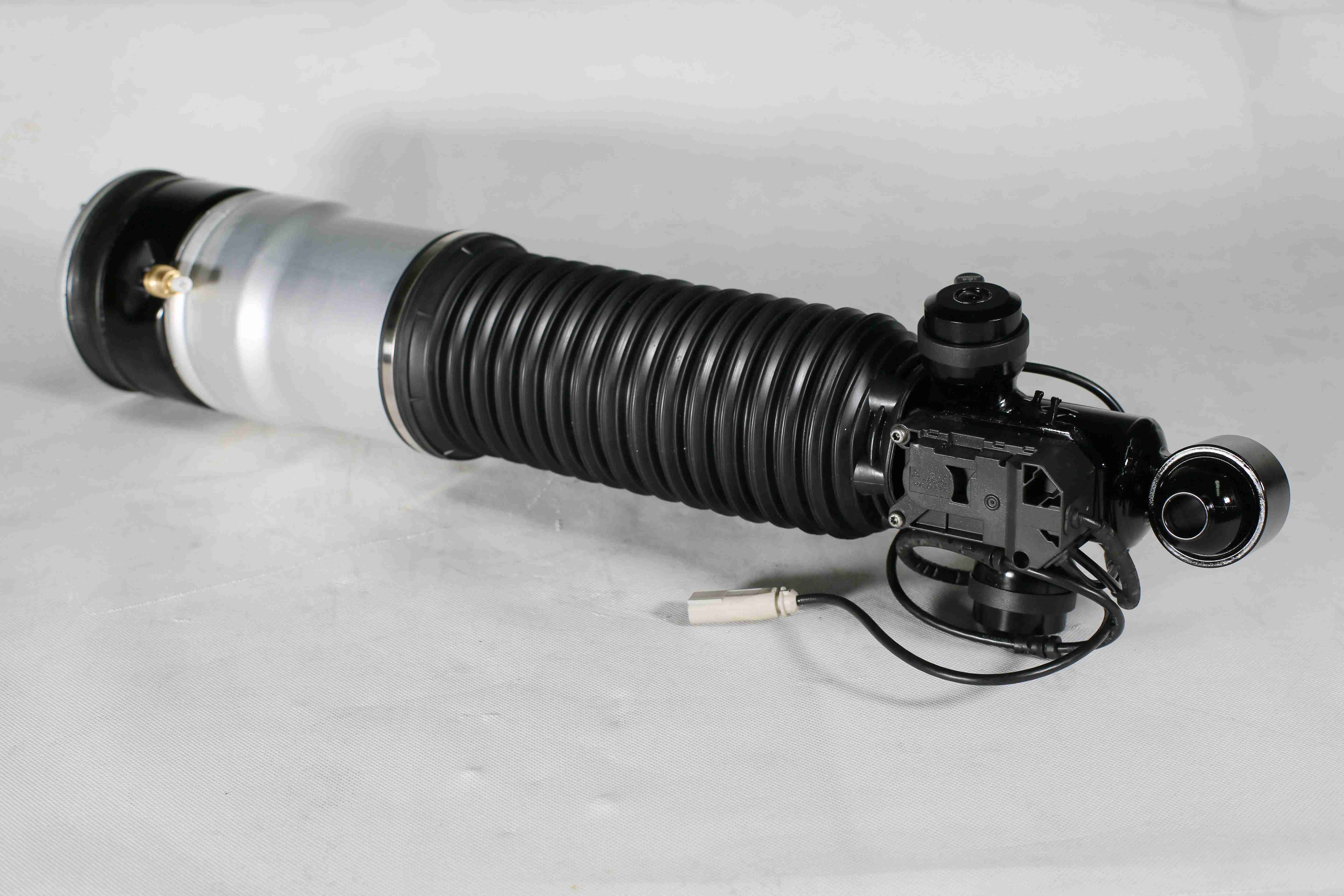 TS16949 Adjustable Rear BMW Struts Suspension Kit 7 Series F02 37126791676