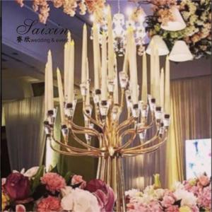 Wholesale ZT-440 Hot sell wedding table decoration 25 arms big gold metal candelabra from china suppliers