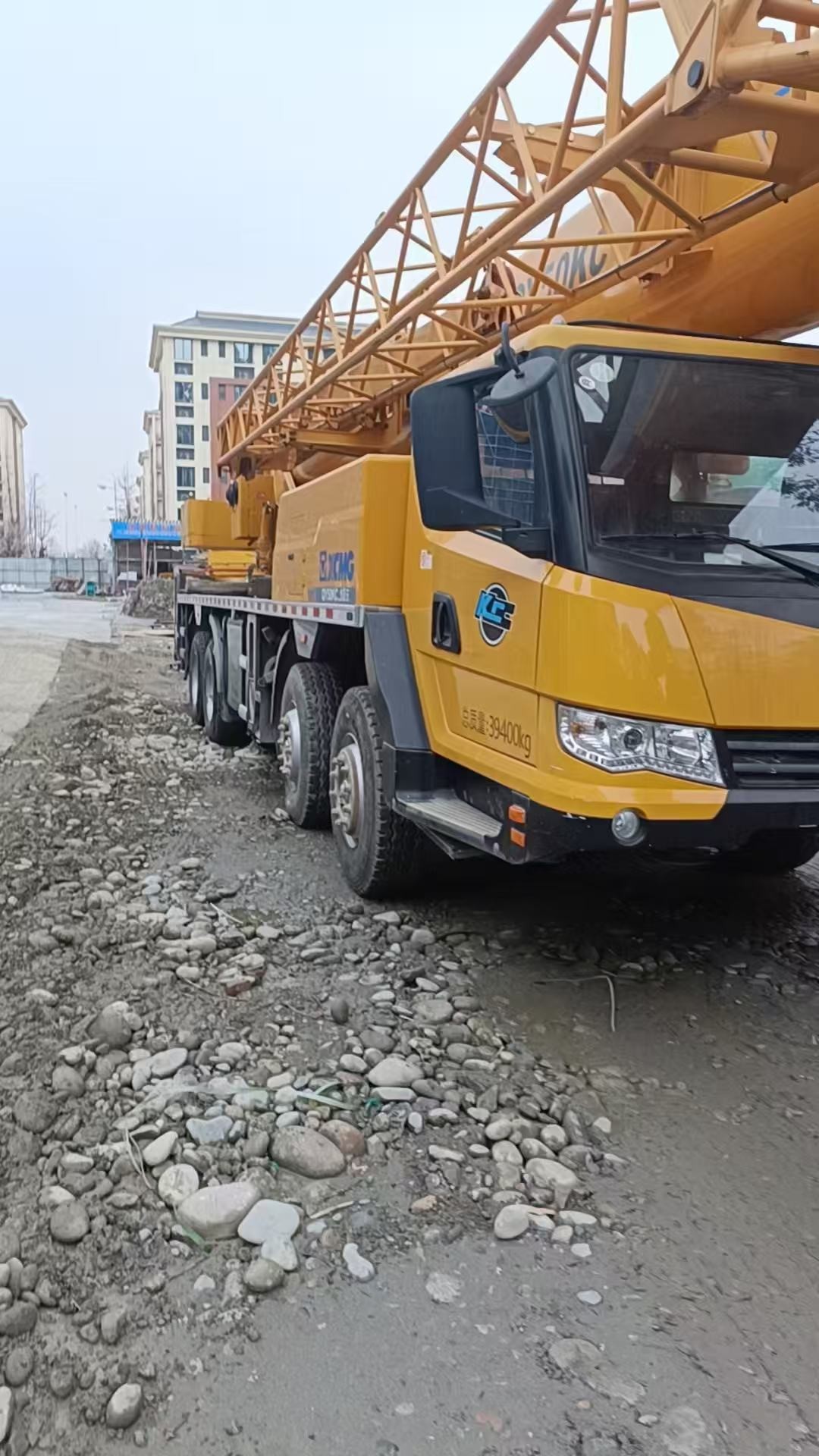 Used XC MG QY40KC-1 40ton Truck Crane Small Truck Crane Mobile Crane Truck Mounted Crane in Excellent for Sale