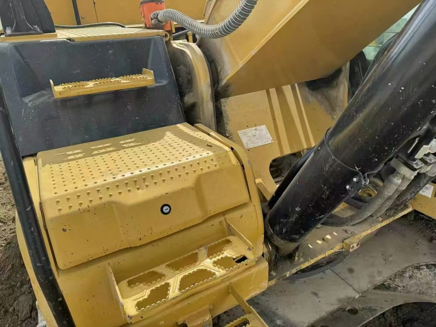 Construction Machinery Used Cat336 Excavator Original Mining Projects Digger