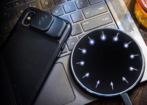 Wholesale Universal Round Qi 10w Fast Charge 3 In 1 Wireless Charger For Iphone Samsung from china suppliers