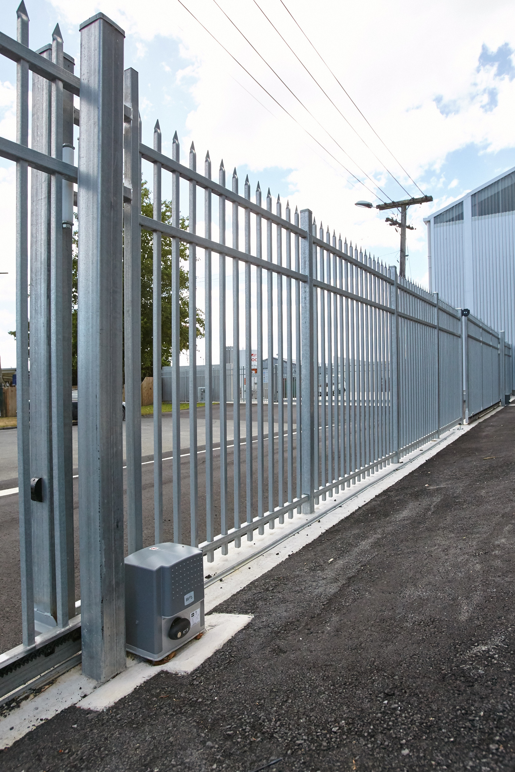 1.8m Tubular Steel Fence Corrosive Resistance For Playground