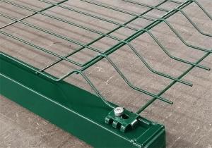 Wholesale Decorative 5mm Dia 2m Height Green Colored Curved Metal Fence Panels from china suppliers