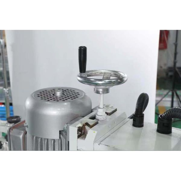Glass Shape Edging Machine with Angle of Spindle 0- 90 Degree and Customized Request