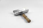 Arched Metal Horse Grooming Curry Comb 19*12.7 cm With Wooden Handle