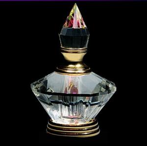 Wholesale Elegant Crystal Perfume Bottle from china suppliers