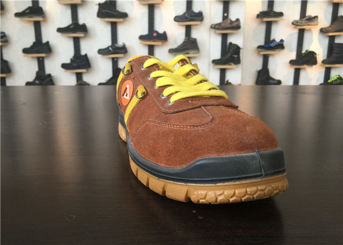 High Heat Resistant Leather Safety Shoes Stable Protective For Dangerous Workplace
