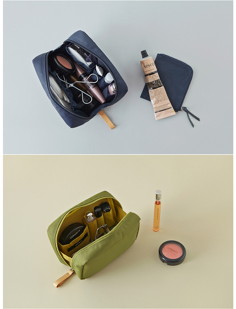 Water Resistant Polyester Depth 6cm Makeup Bag Organizer