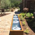 Strong Protection Vertical Corten Steel Water Feature Art Decoration Antirust