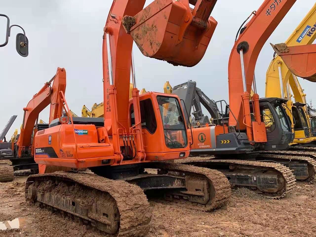 Korean Brand Crusher Grab DH300-7 Used Doosan Excavator