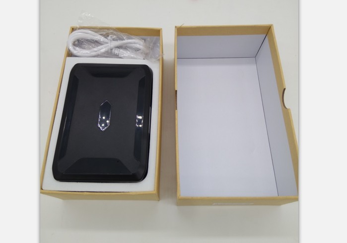 Free Installation Magnetic Car GPS Tracker Device 3G GPS Model WCDMA 900MHZ 2100MHZ